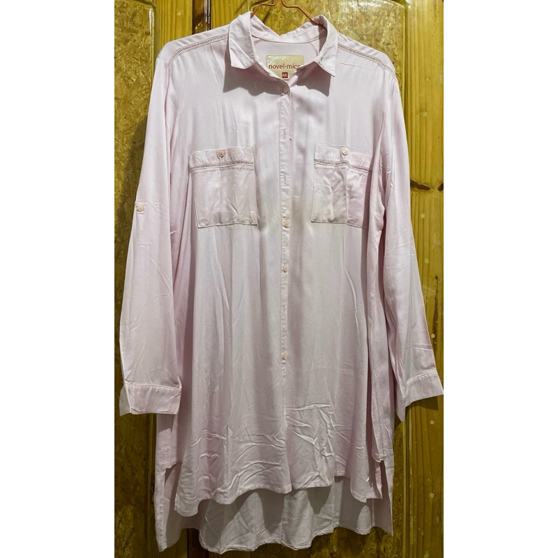 [PRELOVED] NOVEL.MICE KEMEJA PINK
