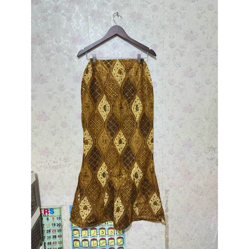 Preloved Rok Bawahan Kebaya Pesta