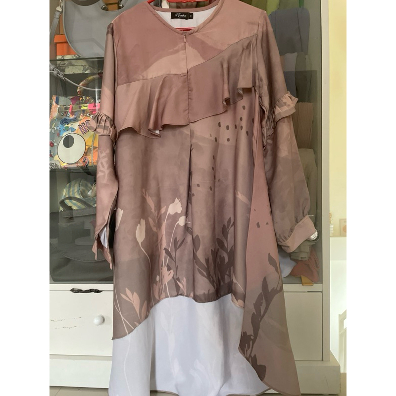 kienka blouse (preloved)