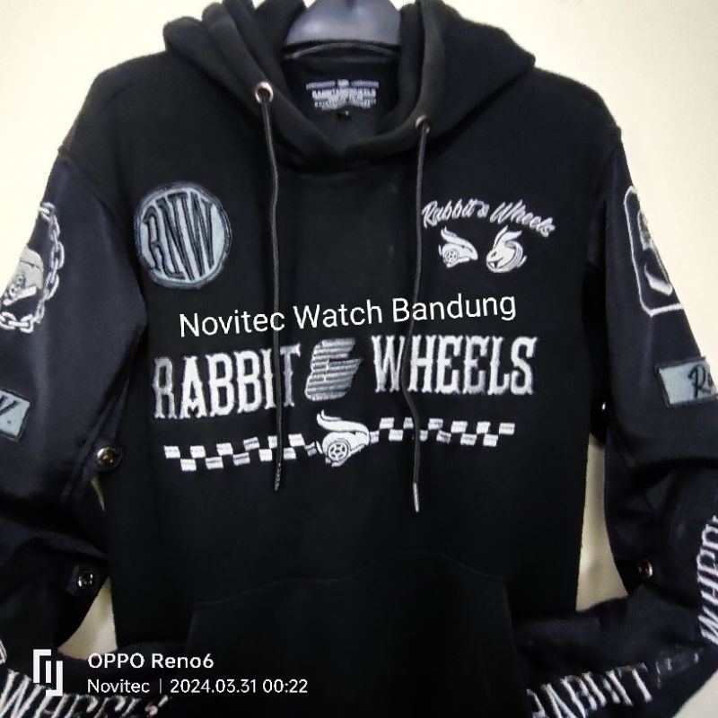 Motorsport Hoodie Preloved Rabbit and wheels Shadow second jaket motor bekas berkualitas