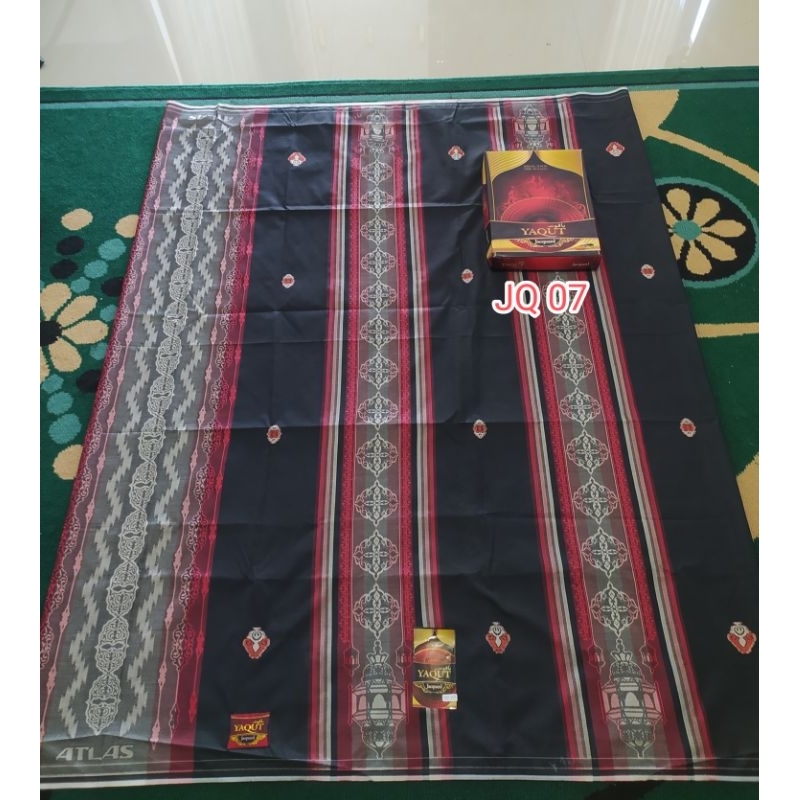 Sarung Yaqut Jacquart