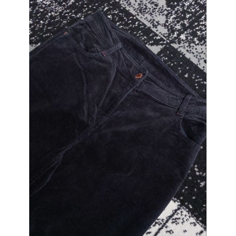 Corduroy black Brand Lapiaf
