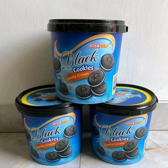 

Biskitop Black Cookies Vanila Cream 400g | Jajanan/Hantaran Lebaran 2025