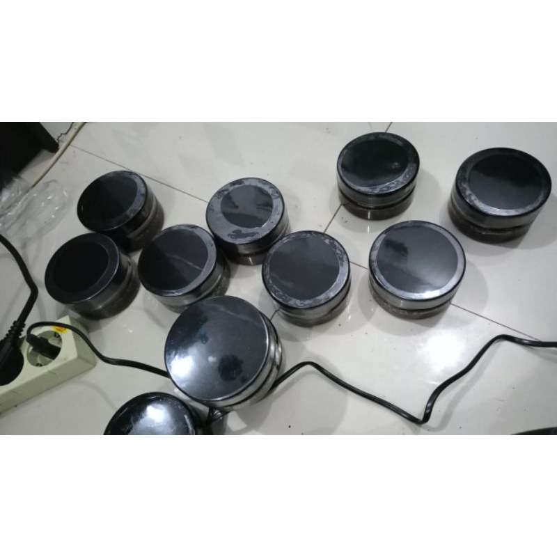 

{250 gram} Sambal Hitam Madura + Paru, Ukuran Jumbo