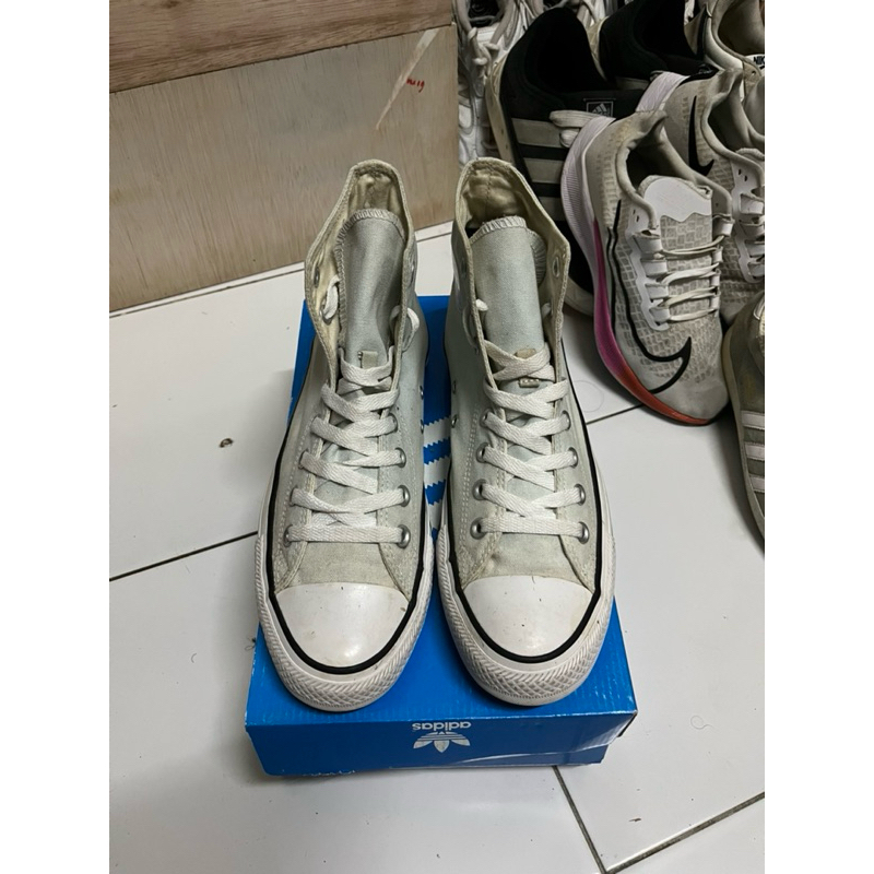 Sepatu second converse high branded
