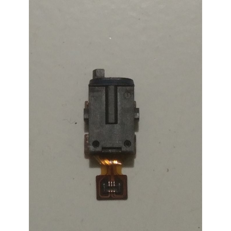 jack audio sharp aquos r3 shv44 ori copotan