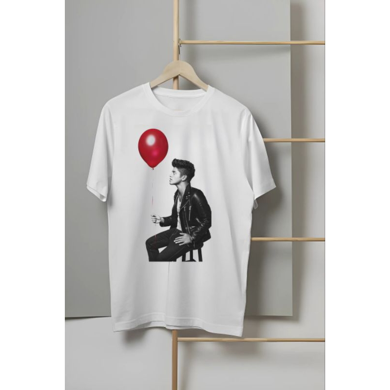 KAOS VINTAGE BRUNO MARS WITH BALLON