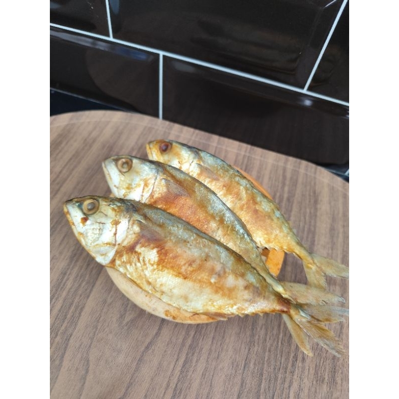 

IKAN ASIN PEDA MERAH / KEMBUNG BACEMAN 500gr