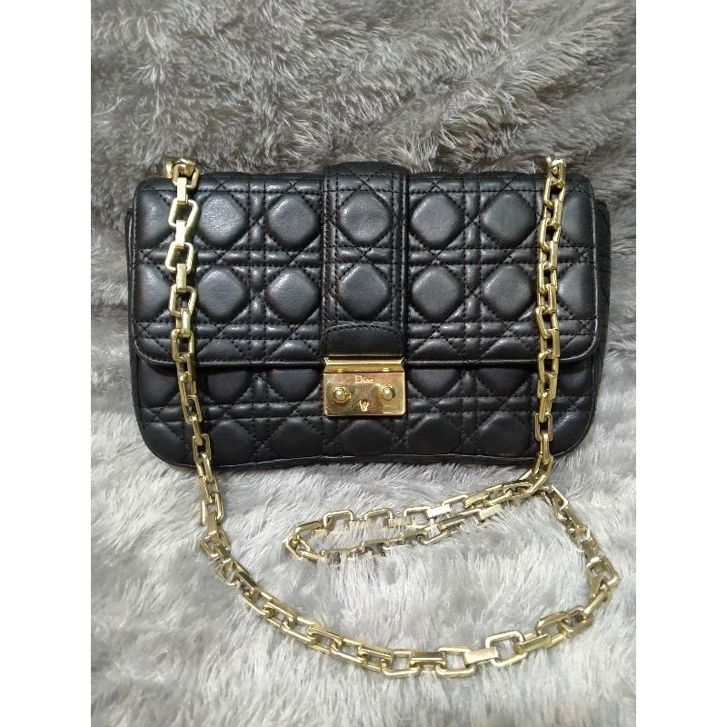 Tas Dior Sling Bag Preloved