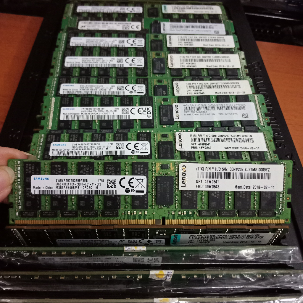 memory Server 64Gb DDR4 PC4-2400T- PC4-2666V Ecc Lrdimm register memory- 64Gb PC4-2400T