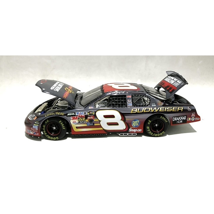Action 1/24 Chevrolet Monte Carlo 2004 - Dale Earnhardt Jr Dave Matthew Band