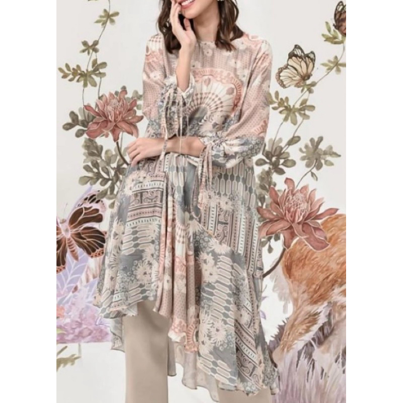 tunik wearing klamby preloved