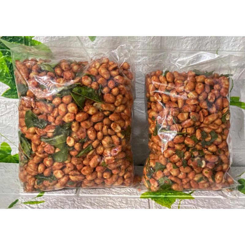 

Kacang Bangkok Pedas Daun Jeruk Kacang Bali Kacang Bogor Pedas