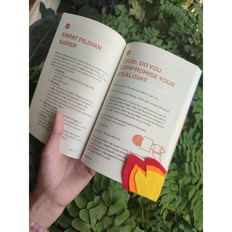 

Pembatas Buku Api