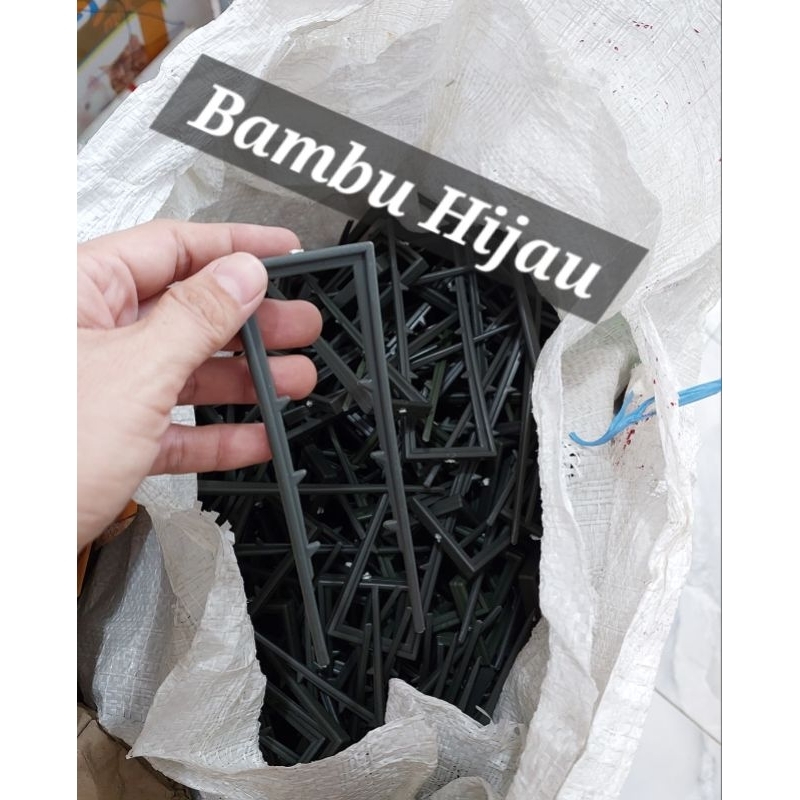 penjepit mulsa pasak mulsa panjang 5x13.5cm per kg