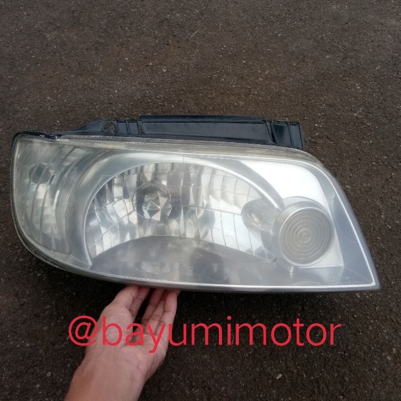 Headlamp lampu depan HYUNDAI MATRIX 2000-2006 KANAN ORIGINAL