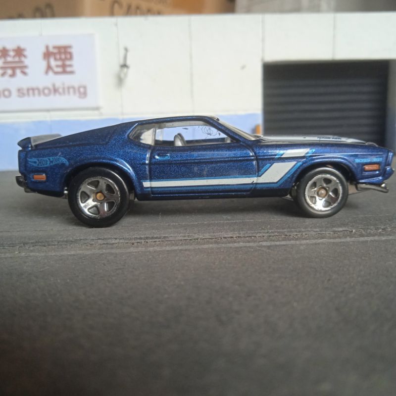 hot wheels hotwheels loose 1971 Ford Mustang Mach 1 biru 71 blue