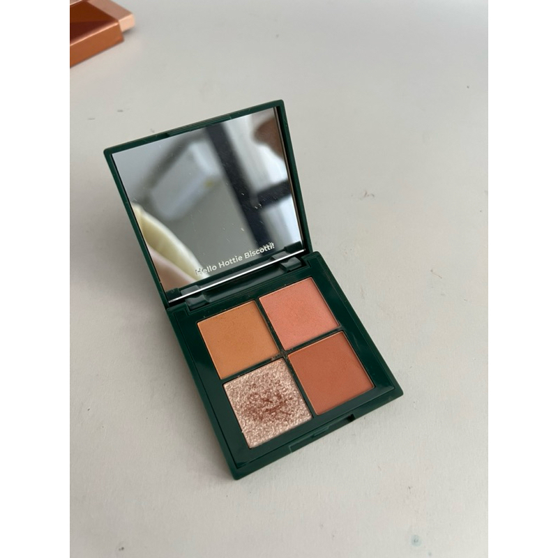 Luxcrime Eyeshadow (almond biscotti)