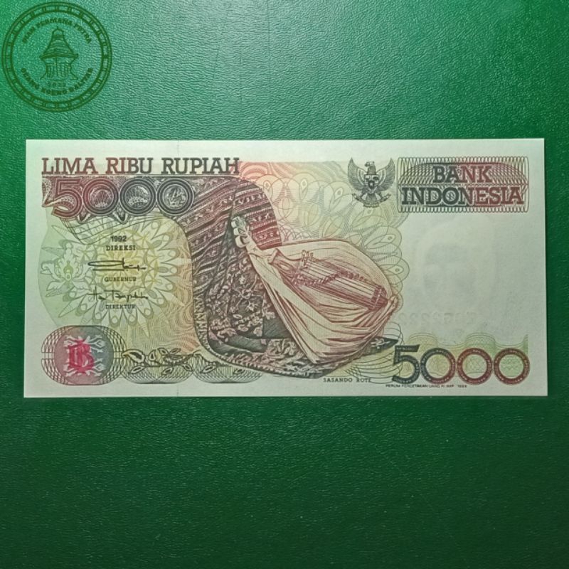 Uang kuno 5.000 rupiah sasando tahun 1992 nomer seri cantik (solid number)