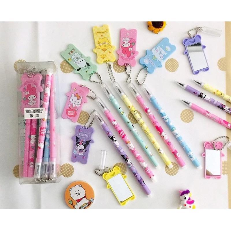 

[ 1BOX 12PCS ] PULPEN GEL GANTUNGAN KACA SISIR SANRIO LOTSO / PEN CERMIN SANRIO KUROMI MELODI LOTSO