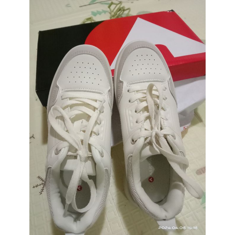 SEPATU WANITA AIRWALK ORIGINAL