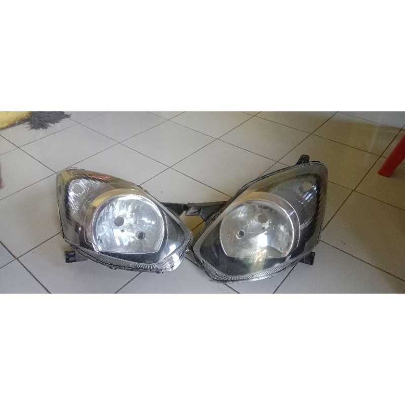 lampu depan  Agya old
