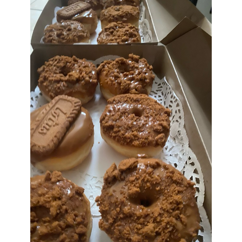 

Food Culture - Donat Lotus / Donat premium lotus biscoff (isi 6)