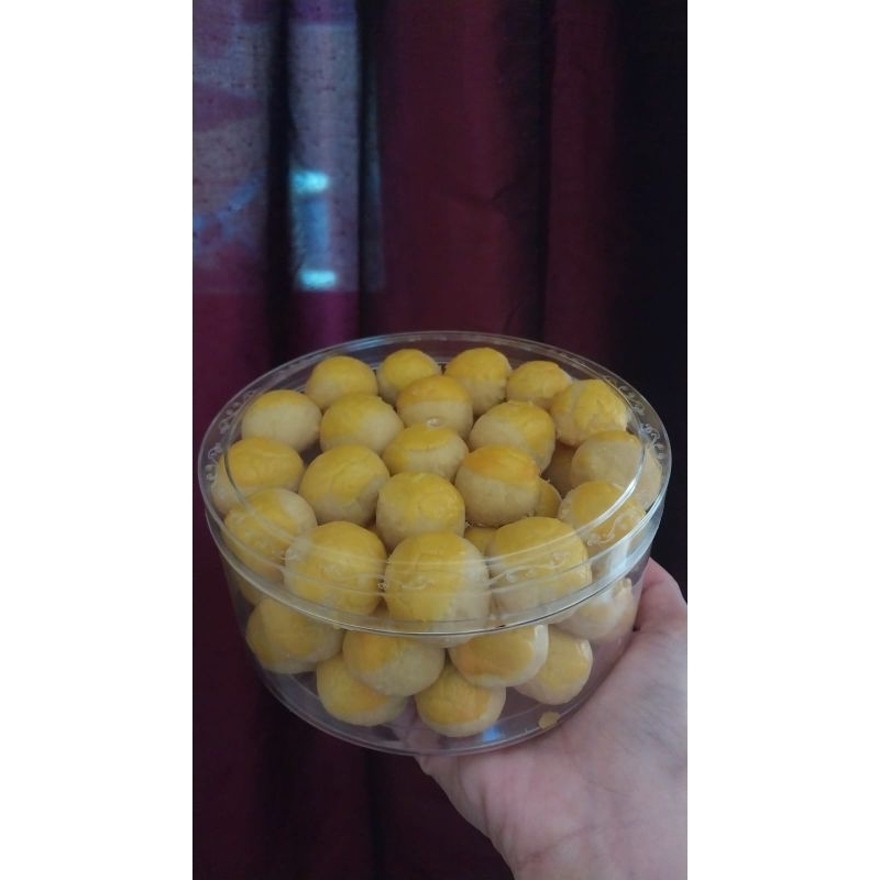 

Nastar dan putri salju