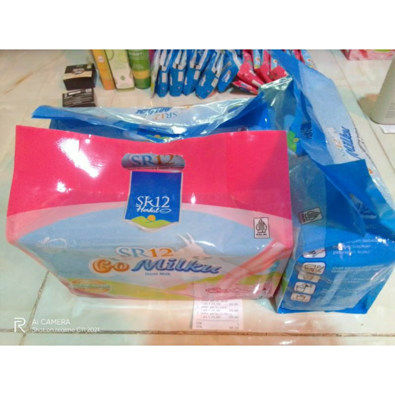 

1 box susu gomilku sr12 sacet free gift