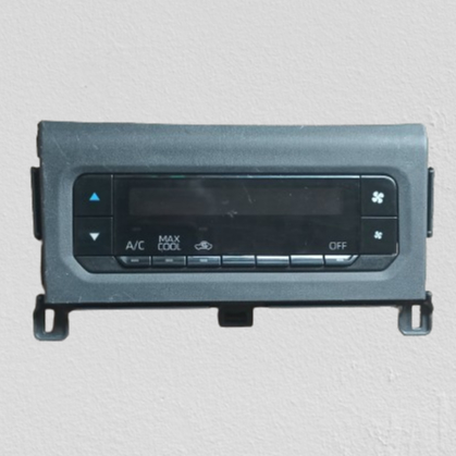 Panel Control AC Digital Toyota Raize Original