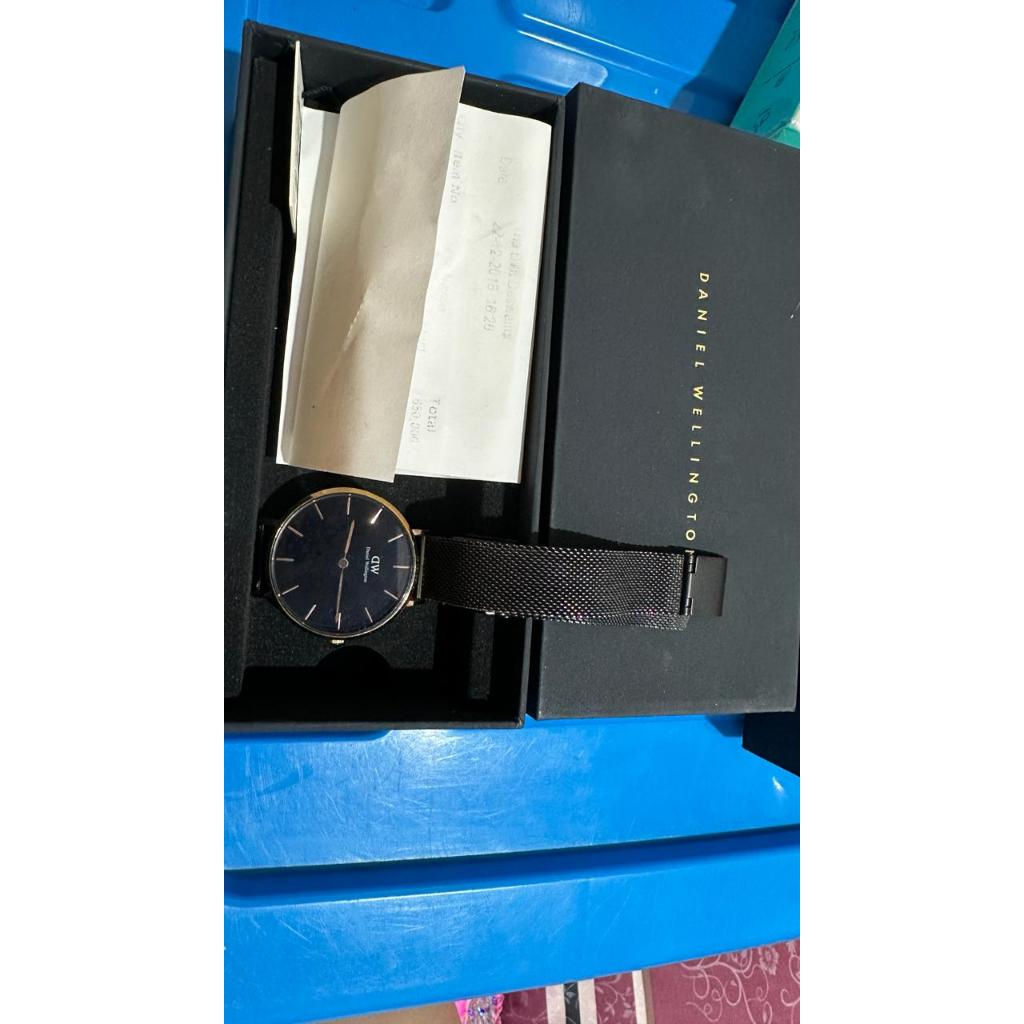 Preloved DW Jam Tangan ORI Untuk Wanita Daniel Wellington