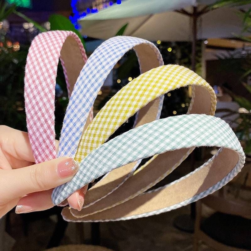 Bando Motif Kotak Model Korea