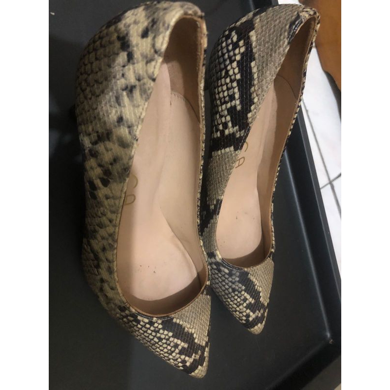 Sepatu Heels UNISA LINEA Ploved