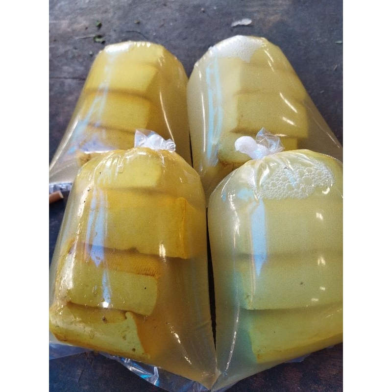 

Tahu kuning/bungkus