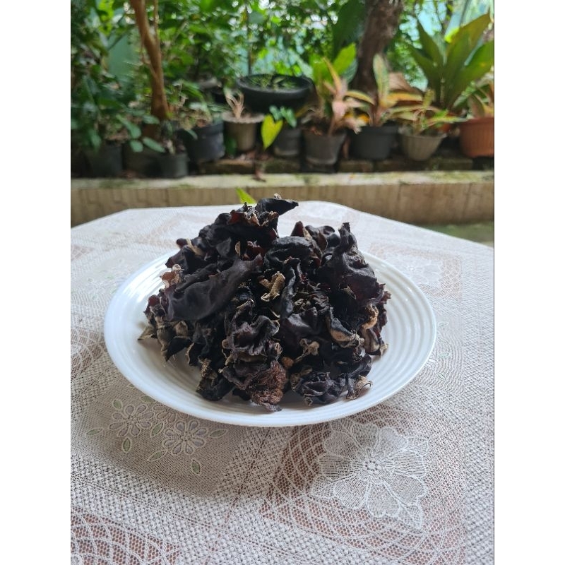 

Jamur Kuping Kering 100g Bokni Bokji Hitam Hei Mu Er Dried Black Fungus Segar Halal!!!