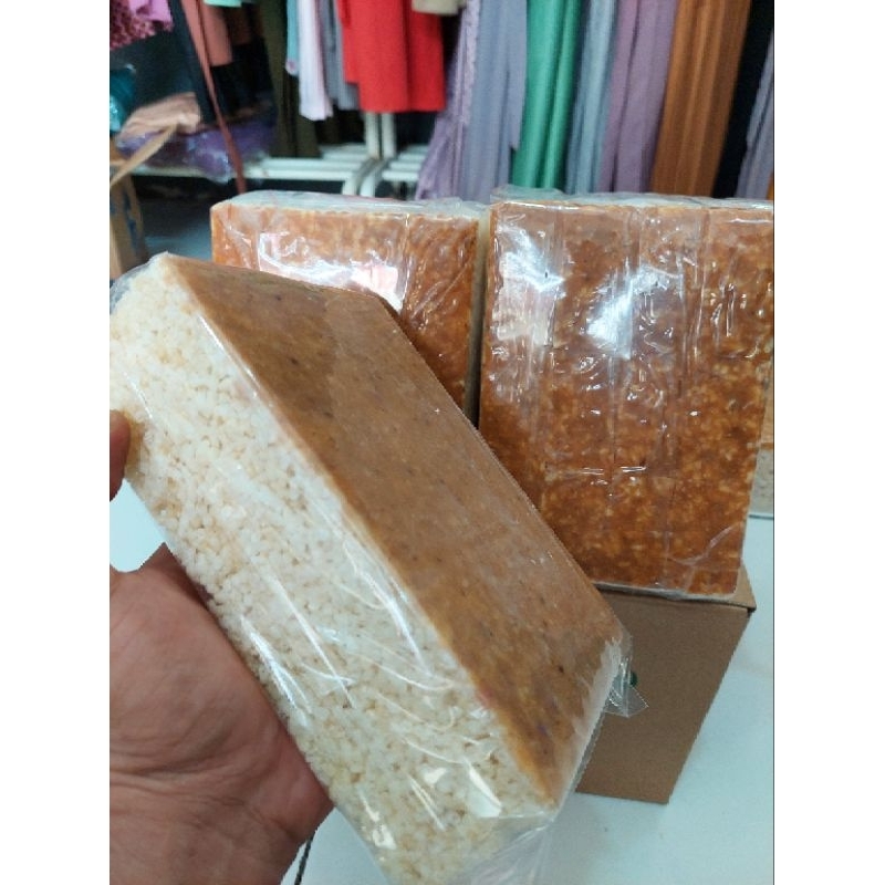 

Kue gipang lapis kacang model BATA padat dan tebal ekonomis ketan asli tanpa pengawet