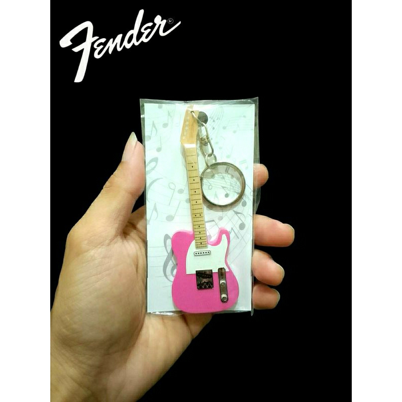 GANTUNGAN KUNCI GITAR FENDER TELECASTER PINK