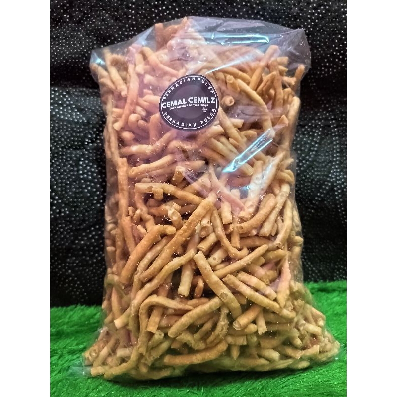 

sistik / sistik bawang /sistik mie / sistik bawang 1kg / sistik pedas / sistik kiloan / sistik jadul