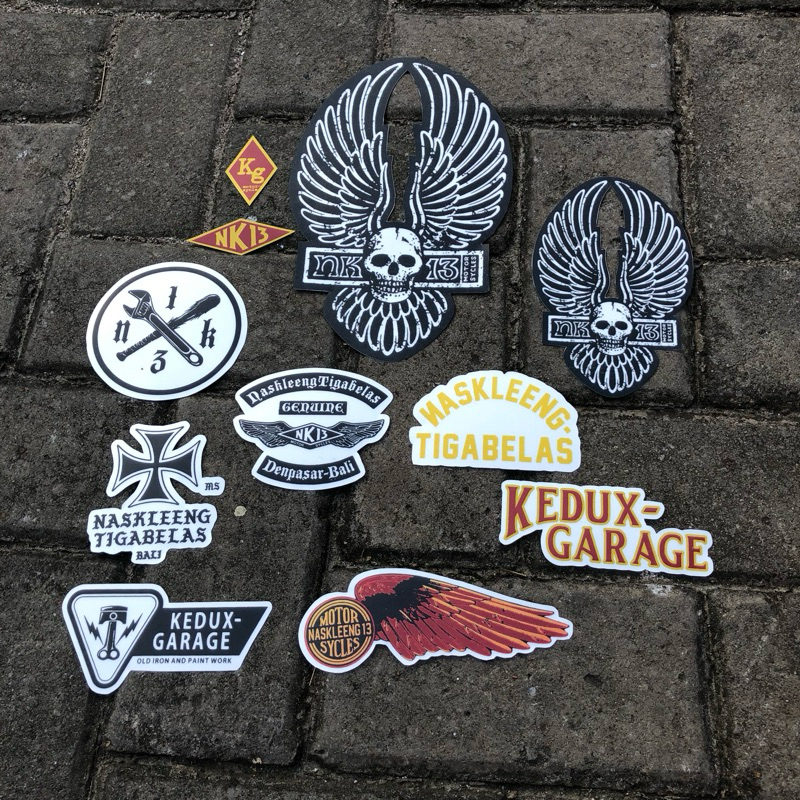 

StickerPack Kedux Garage , Naskleeng Tigabelas
