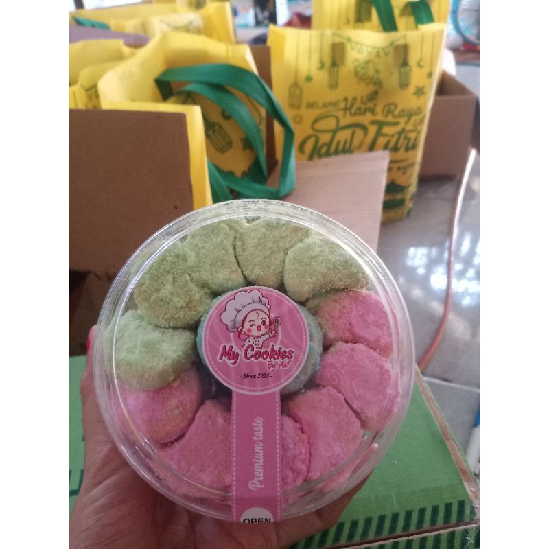

putri salju cookies kemasan 250 gram
