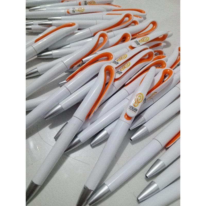 

pulpen sovenir murah/pulpen custom logo/ pulpen viral