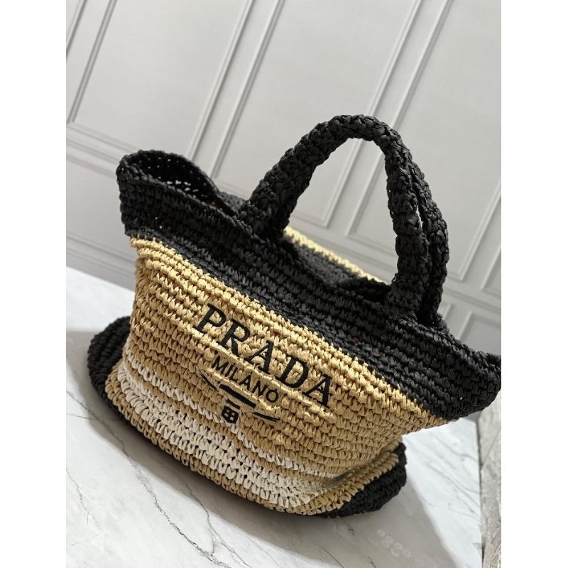 PRADA TOTE BAHAN ANYAM