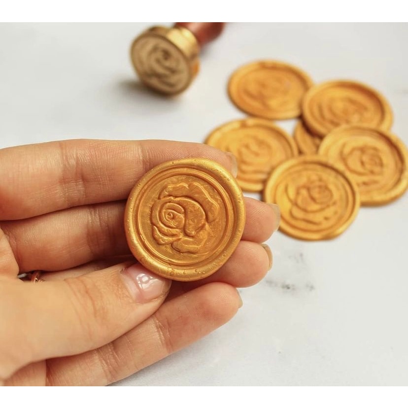 

LEVINA - 1 Pcs Wax Seal Sticker Undangan WAXSEALCOIN Vintage / Tanpa Minimum / 1 Pcs/ Termasuk Double tape / Lilin Wax Seal Vintage