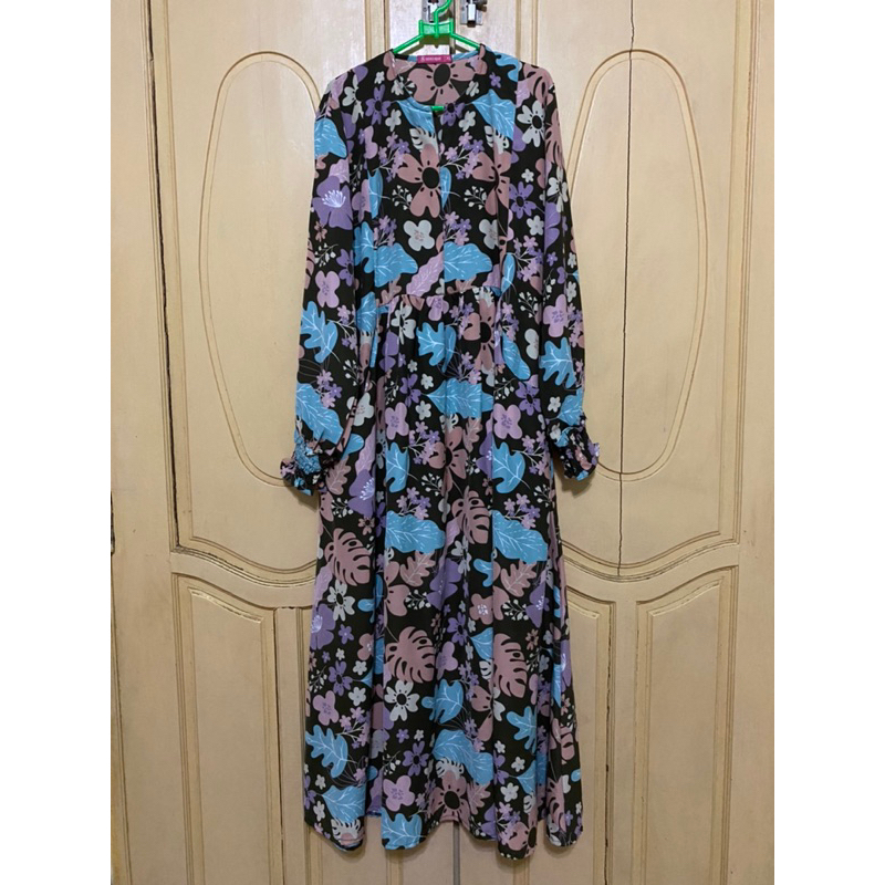 Preloved Irish dress + khimar by sheika hijab