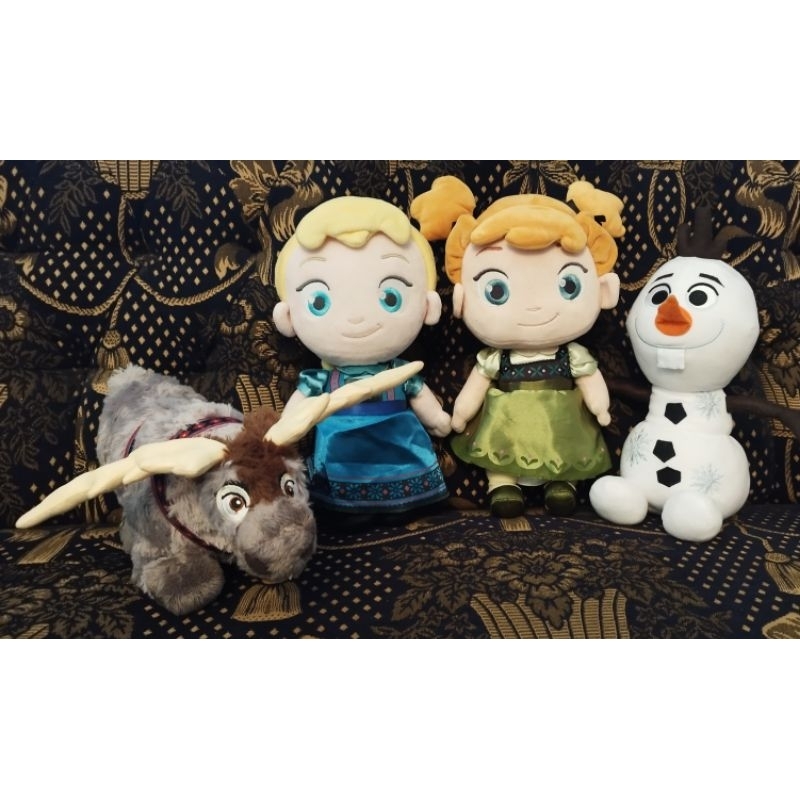 Paket boneka Frozen (Elsa kecil, Anna kecil, Olaf, Sven)