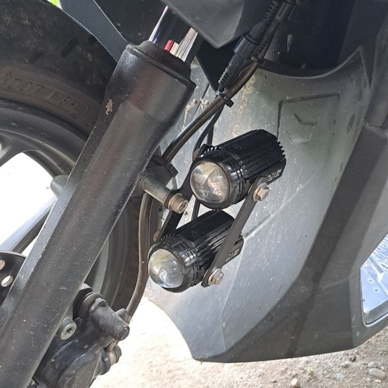Bracket Dudukan Lampu Tembak D2 Pro Laser Honda Vario 125 150 Beat Scoopy Genio Spacy
