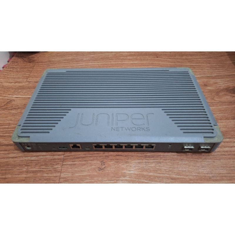 Juniper SRX 300 service gateway FREE Pathcore LC 2.0 10m