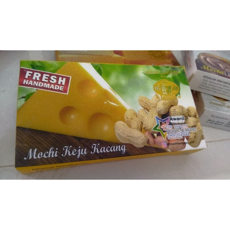 

Mochi Lampion Keju Kacang (Mochi Isi Keju dan Kacang)