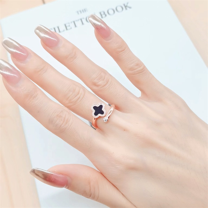 Cincin Titanium Wanita Anti Karat /Cincin Wanita Titanium Model Mata Hitam /Cincin Dewasa Terbaru/CO