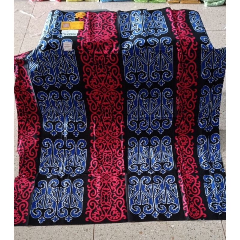 kain sarung Batak Art corak Gorga